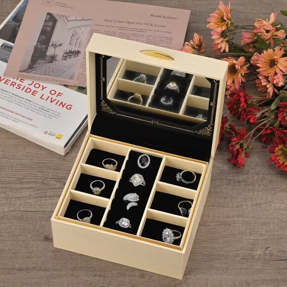 ** 2/$35 NEW Beige Lizard Embossed Pattern Leatherette Anti Tarnish Jewelry Box - Picture 2 of 11